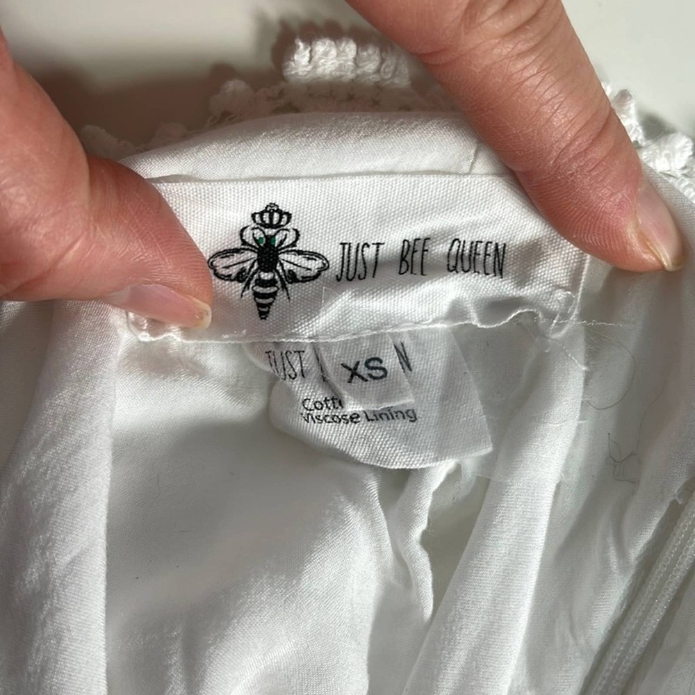JUST BEE QUEEN White Lace Bali Tassel Fringe Asymmetrical Mini Skirt Sz XS - Picture 9 of 10